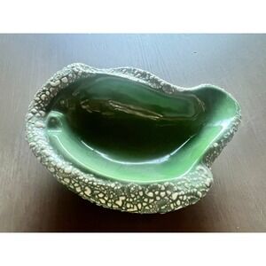 Vintage Gilner Green Drip Glaze Ashtray Textured Pebble Rim Mid‎ Century Ceramic